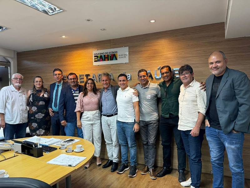 CONSÓRCIO REGIONAL DE SAÚDE DE BRUMADO REALIZA REUNIÃO COM A SECRETÁRIA DE SAÚDE DO ESTADO