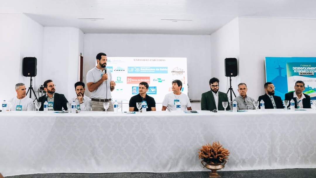 1º FÓRUM DE DESENVOLVIMENTO: DIÁLOGO E PLANEJAMENTO PARA O FUTURO DE MACAÚBAS