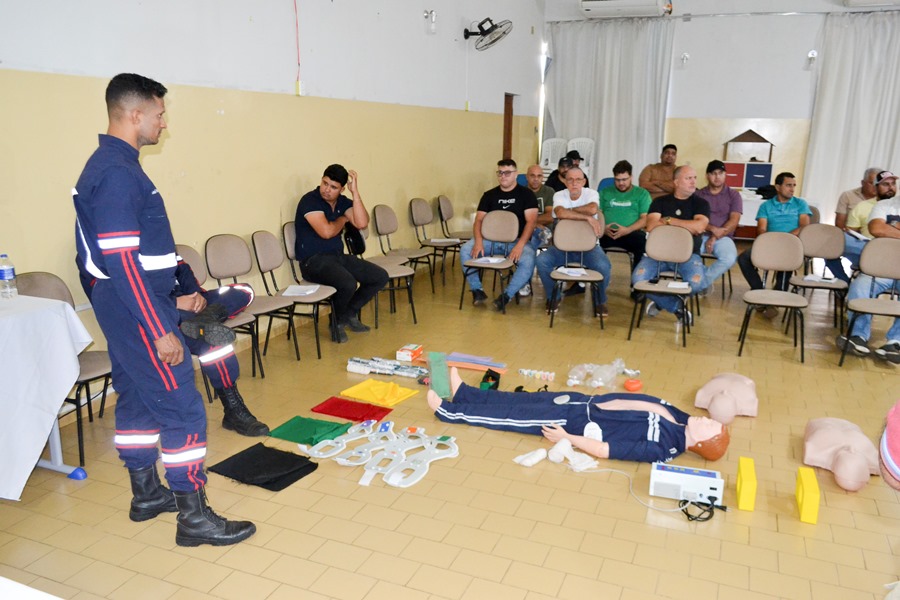 CAPACITAÇÃO COM OS MOTORISTAS DA SAÚDE DA REDE MUNICIPAL