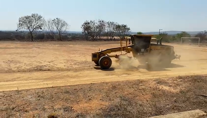 COMUNIDADE DO BREJO: CAMPOS DE FUTEBOL VÊM SENDO RECUPERANDO PELA GESTÃO MUNICIPAL NA ZONA RURAL