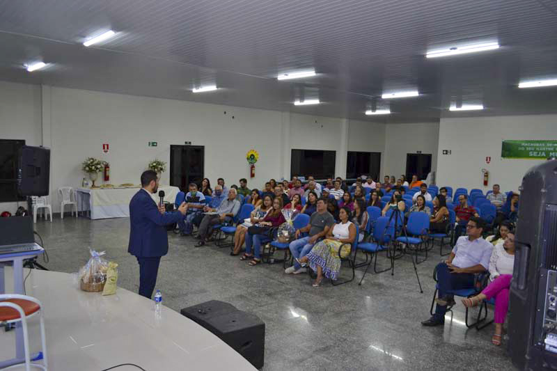 MACAÚBAS RECEPCIONA O MACAUBENSE E EMBAIXADOR DO IMBRICS NO BRASIL, DEVANIR CAVALCANTE